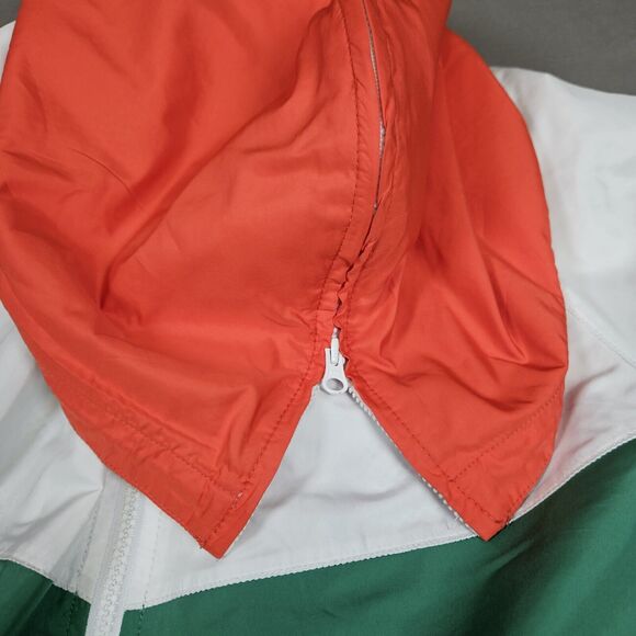 Nike Men's Green and White Windbreaker - Picture 6 of 8